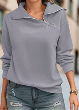 Load image into Gallery viewer, Women’s Zipper Turtleneck Pullover