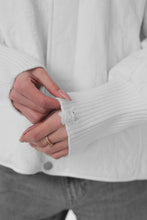 Load image into Gallery viewer, Mia Light Jacket in White