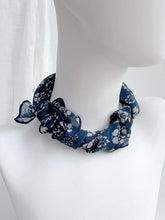 Load image into Gallery viewer, Ramie Vintage Print Handkerchief