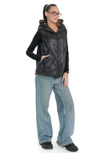 Load image into Gallery viewer, ⇆ Reversible Light Insulated Vest Black | Leo
