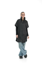 Load image into Gallery viewer, Emery Relaxed Fit Vest in Black