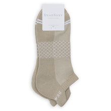 Load image into Gallery viewer, Earth Tone Ankle Socks