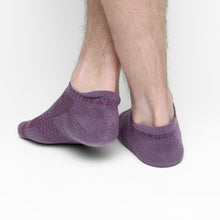 Load image into Gallery viewer, Orchid Purple Ankle Socks
