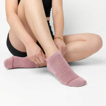 Load image into Gallery viewer, Essentials Ankle Socks 6-Pack