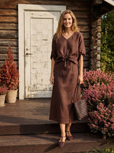 Load image into Gallery viewer, 100% Linen Twist-Hem Batwing Top LAVENA