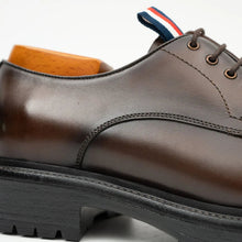 Load image into Gallery viewer, Big Cap Toe Derby shoes Coffee