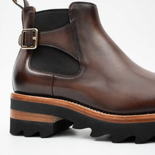 Load image into Gallery viewer, Brogue Chelsea Boots Brown