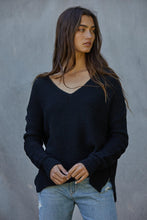 Load image into Gallery viewer, The Lauren Pullover