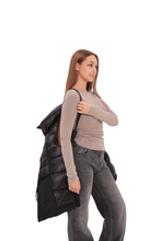 Load image into Gallery viewer, Oslo Vest-Lined Parka