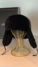 Load image into Gallery viewer, Genuine Leather Shearling Hat Unisex