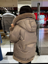 Load image into Gallery viewer, Genuine Polar Fox Down Fill Coat
