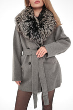 Load image into Gallery viewer, Genuine Silver Fox Lama Wool Coat