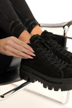 Load image into Gallery viewer, Aspen Shearling-Lined Suede Winter Boots