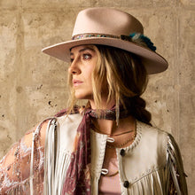 Load image into Gallery viewer, Charlie 1 Horse Lainey Wilson Hillbilly Hippie – Wool Felt Cowgirl Hat
