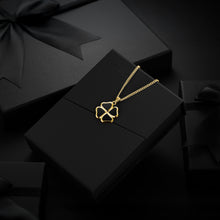 Load image into Gallery viewer, Clover Pendant - 14K Gold Onyx