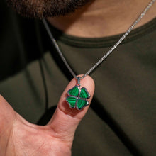 Load image into Gallery viewer, Clover Pendant - Malachite