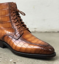 Load image into Gallery viewer, Style: Combat-Cognac