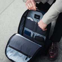 Load image into Gallery viewer, The Commuter - Midnight Blue