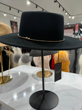 Load image into Gallery viewer, Australian Wool Wide-Brim Hat
