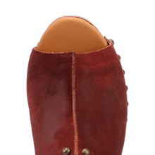 Load image into Gallery viewer, Dingo Echo - Women's Wooden Sandals