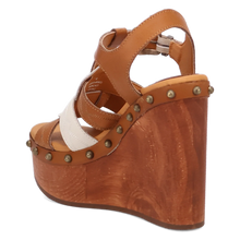 Load image into Gallery viewer, Dingo Cosmo - Women's Wooden Sandals