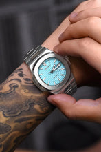 Load image into Gallery viewer, Mod Nautilus Silver Tiffany Blue