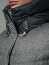 Load image into Gallery viewer, Metropolitan Wool-Effect Down Fill Jacket