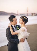 Load image into Gallery viewer, Short Sleeves A-line light-weight lace applique tulle mini wedding dress