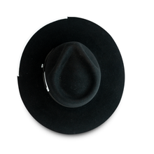 Load image into Gallery viewer, Stud - Black and White