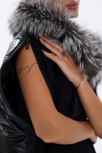 Load image into Gallery viewer, Saga®Furs Silver Fox Wool Alpaca Poncho Vest in Black