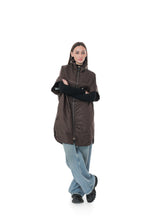 Load image into Gallery viewer, Emery Relaxed Fit Vest in Chocolate