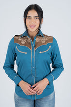 Load image into Gallery viewer, Ladies Cotton Blue Embroidery Western Shirt With Suede