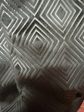 Load image into Gallery viewer, Moda Color Exclusive Black Diamond/Geometric Print Slim Fit Turkish 3-Piece Suit/Tuxedo