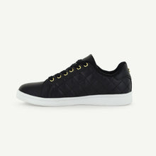 Load image into Gallery viewer, VOLTAIRE: QUILTED COURT SHOE - BLACK
