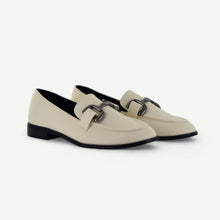 Load image into Gallery viewer, GEORGINA: CLASSIC LOAFER - ECRU