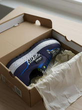 Load image into Gallery viewer, Eco-Friendly Sneakers BYMANYC ® New York ELITE WALKWAYS