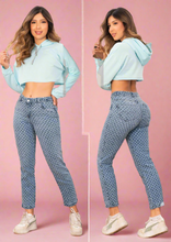 Load image into Gallery viewer, W332 100% Authentic Colombian Jeans (Mid Rise, Rigid, Straight Leg)