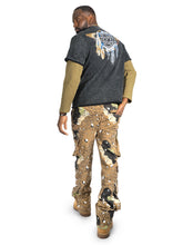 Load image into Gallery viewer, Sweatshirt|F4225 "Loyal To Few" Long Sleeves - Black