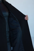 Load image into Gallery viewer, Alaska Classic Cashmere Blend Overcoat in Black