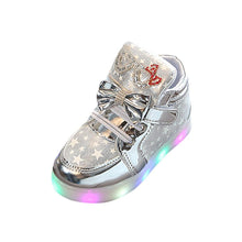 Load image into Gallery viewer, Modern Trend NEW Fashion Style Baby Fashion Sneakers For Children Girls Star Luminous Child Casual Colorful Light LED Shoes Sneakers