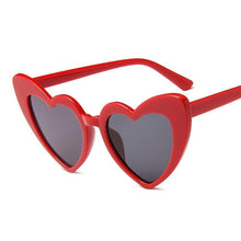 Load image into Gallery viewer, Elegant Retro Love Heart Sunglasses Women Big Frame Personality Sunglasses Fashion Cute Retro Cat Eye Vintage Sunglasses For Women and Girl