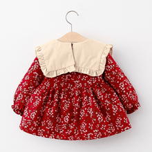 Load image into Gallery viewer, Modern Retro Girl Dress For Winter Newborn Infant Dress Fashion Cute Cotton Floral Bow baby Party Dress
