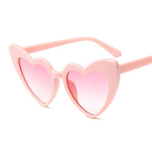 Load image into Gallery viewer, Elegant Retro Love Heart Sunglasses Women Big Frame Personality Sunglasses Fashion Cute Retro Cat Eye Vintage Sunglasses For Women and Girl