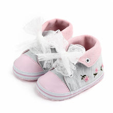 Load image into Gallery viewer, Baby Girl Shoes White Lace Soft Shoe Prewalker Walking Toddler Kids Shoes First Walker