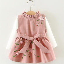 Load image into Gallery viewer, Autumn Baby Girl Princess Clothes Cute Girls Long Sleeve T-shirt Tops Cartoon Giraffe For Baby Girls