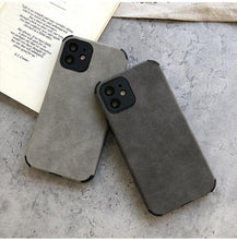 Load image into Gallery viewer, Elegant Black Green Leather Phone Case For iPhone 13 12 11 Pro Max Mini Business Soft Shockproof Back Cover Leather Case for iPhone Durable Lightweight Shockproof Slim Back Cover Compatible with iPhone
