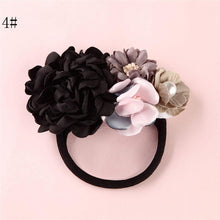 Load image into Gallery viewer, Modern Fashion Floral Headband Newborn Baby Elastic Hairbands Pearl Fresh Style Bow Knot For Girls