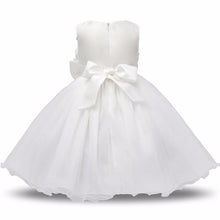 Load image into Gallery viewer, Handmade Luxury New Elegant Girls White First Birthday Party Wear 3D Rose Flower Dress Toddler Girl IWth Big Bow