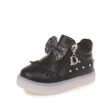 Load image into Gallery viewer, New Fashion Children Glowing Shoes Princess Bow Girls Led Shoes Spring Autumn Cute Baby Sneakers Shoes