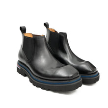Load image into Gallery viewer, Handmade black calfskin Chelsea boots